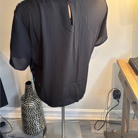 Nanette Laporte NWT Sequin Striped Women's Top - Picture 6 of 7